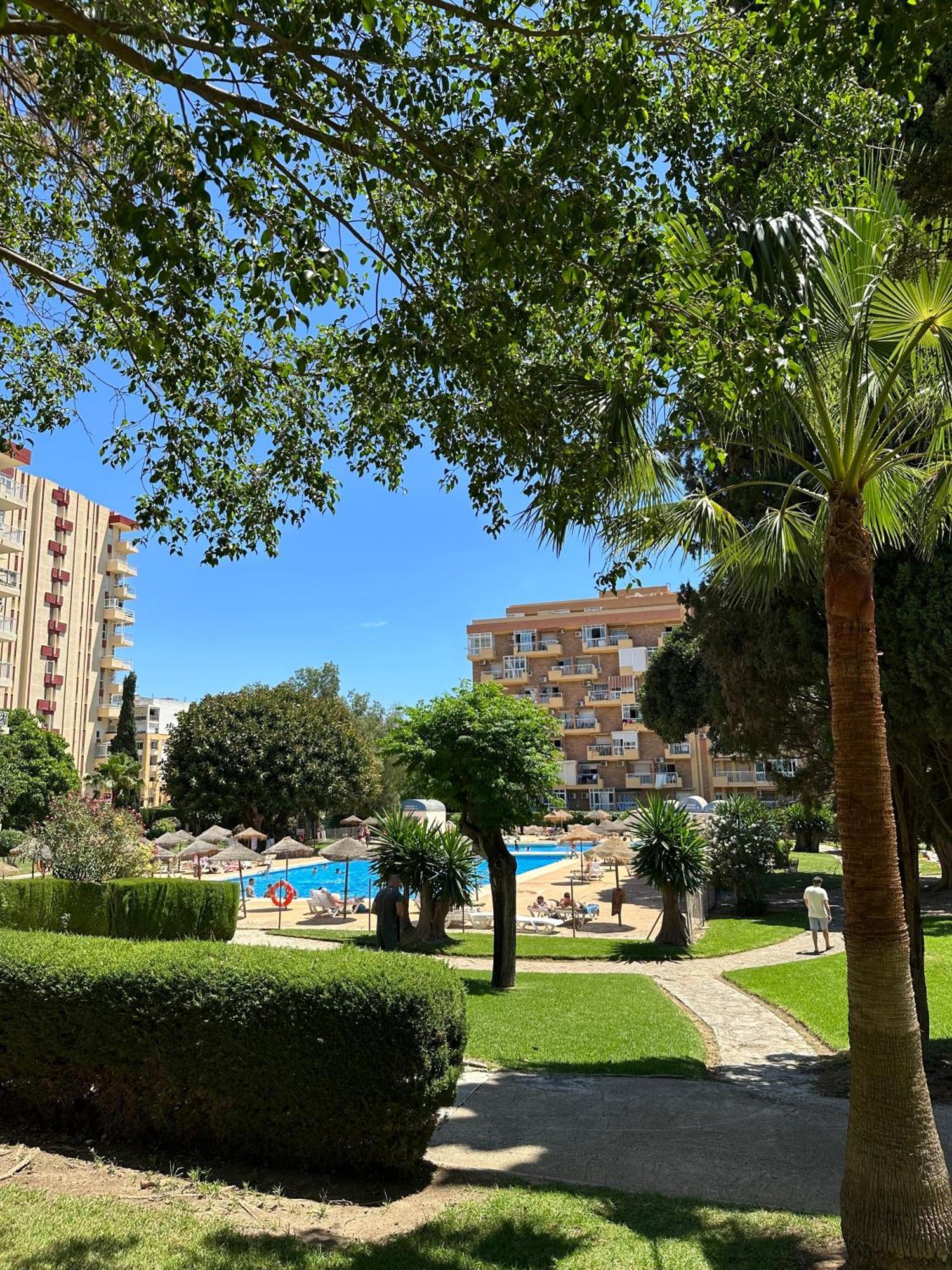 Acogedor Estudio Con Piscina Y Vistas Al Mar Apartamento